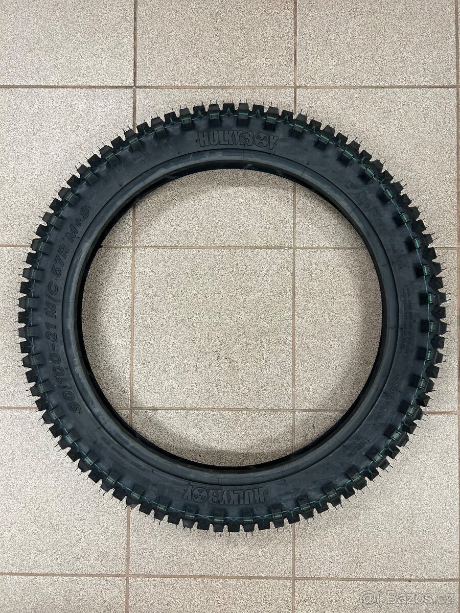 Enduro pneumatika