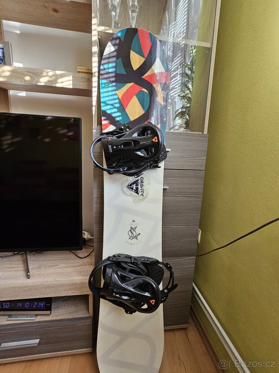 Dámský snowboard značky Salomon