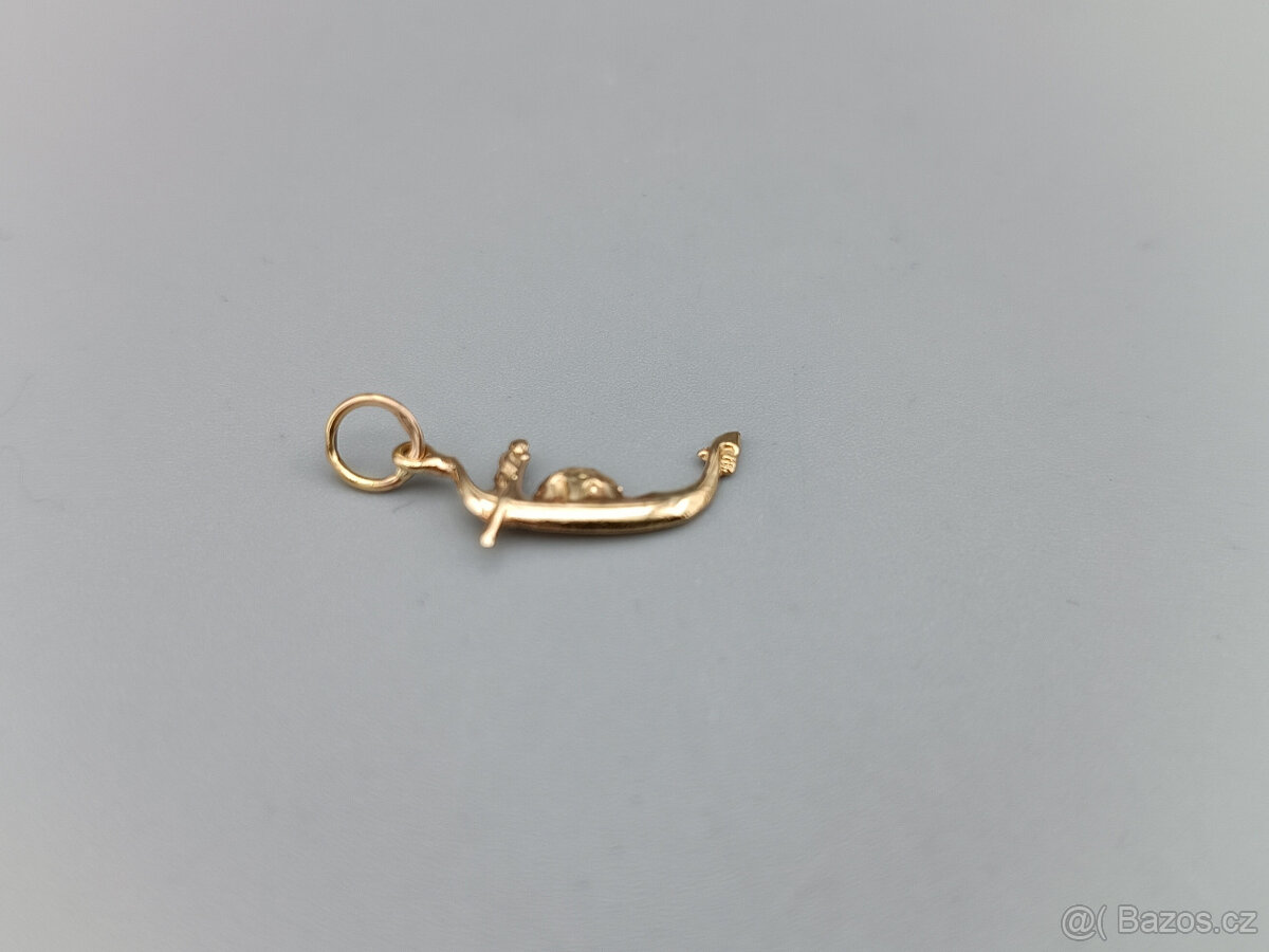 Zlatý přívěsek lodička 0,50g, 18 kt, 750/1000