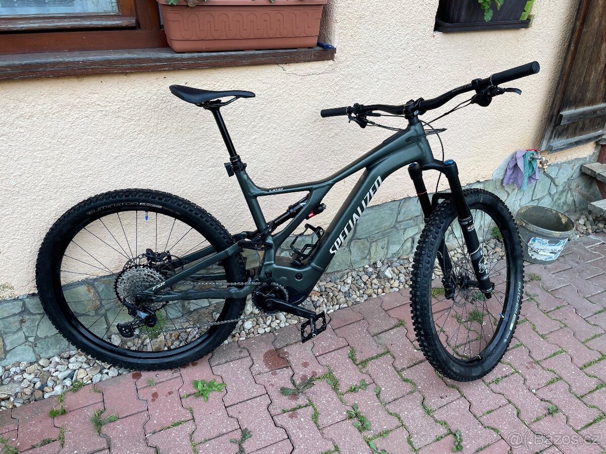 Specialized Turbo Levo model 2021