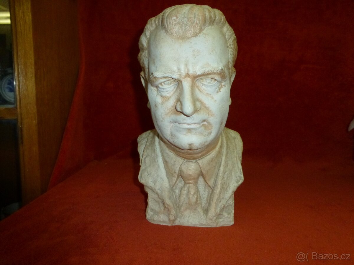 Busta Klement Gottwald