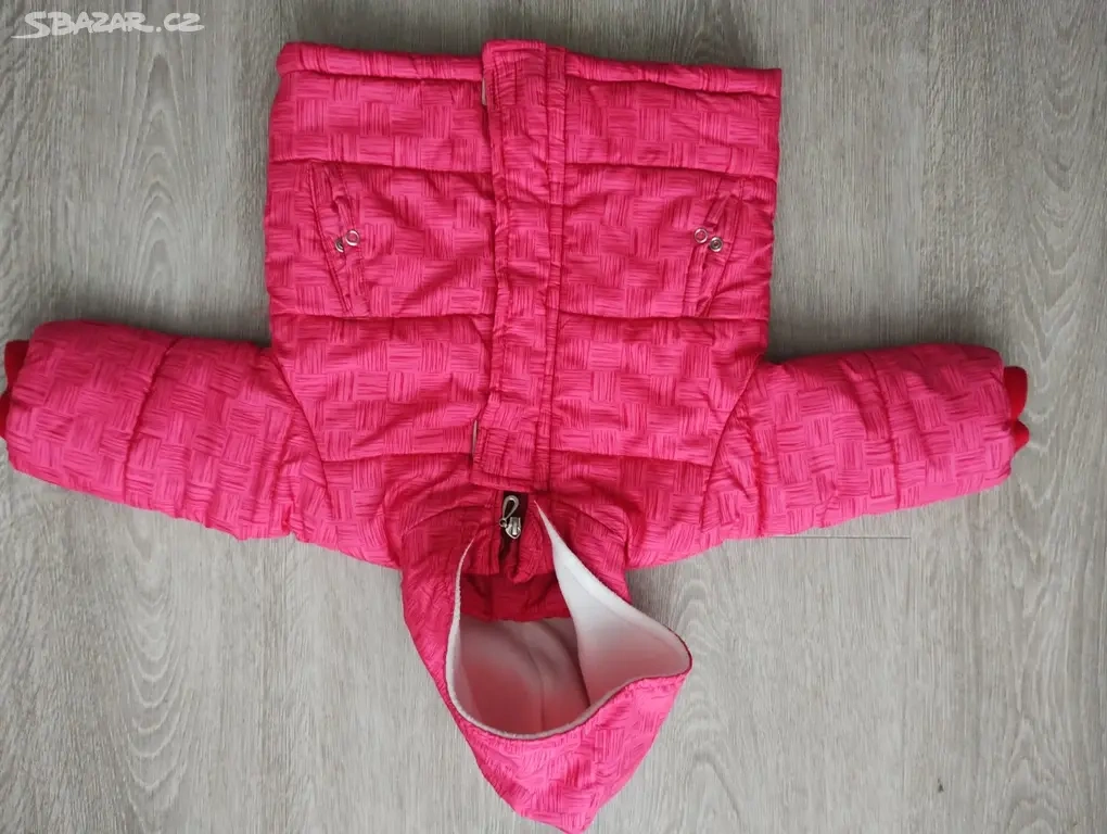 Dívčí zimní bunda (velikost 80)