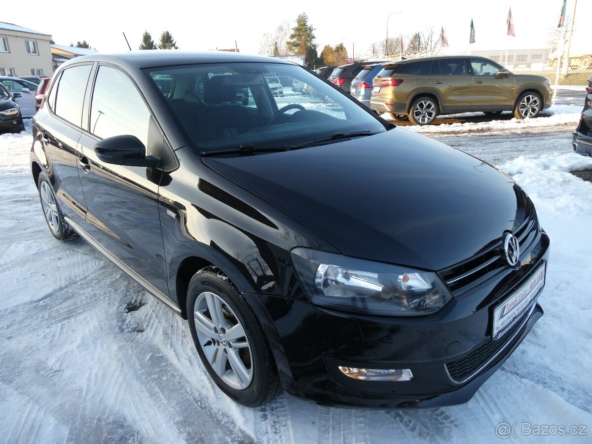 Volkswagen Polo 1.2i 51kW MATCH, 2x kola, serviska