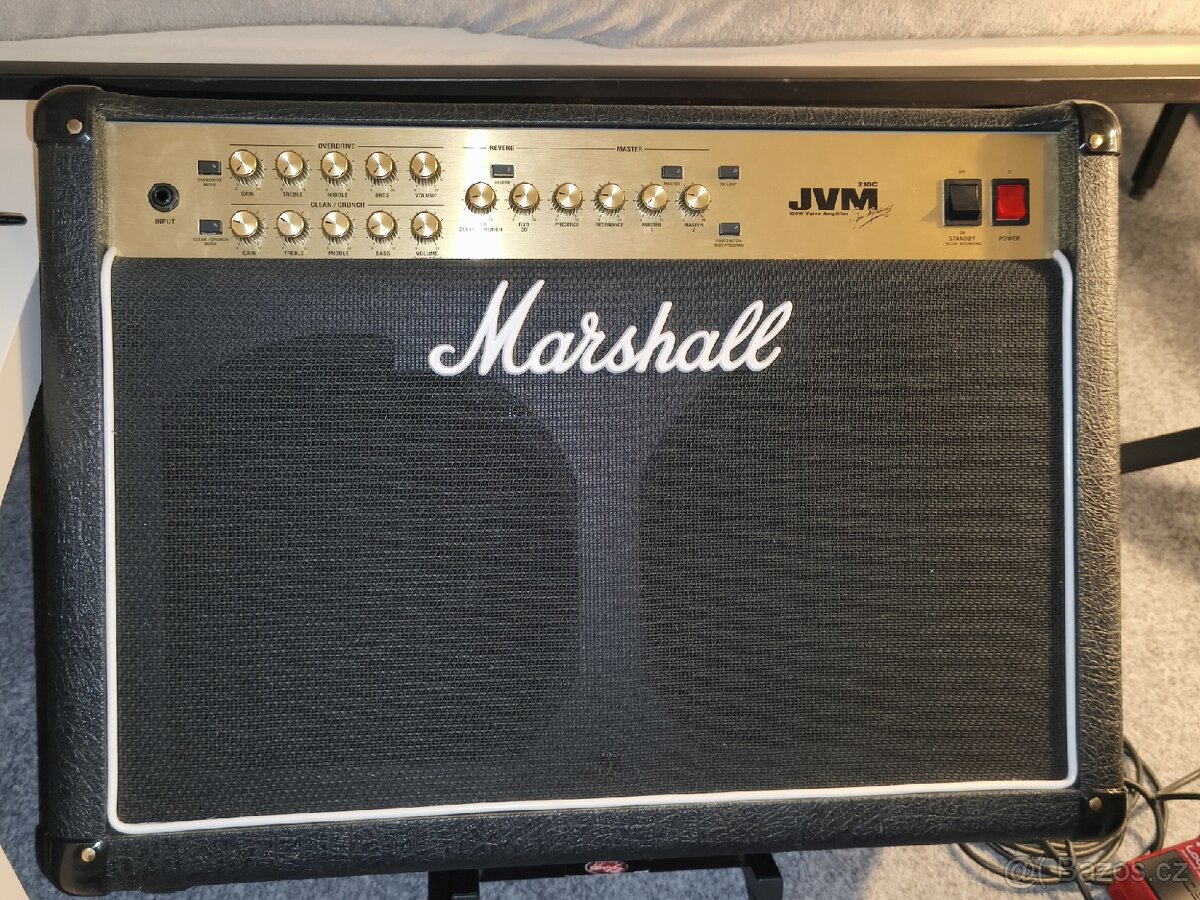 Kytarové (celolampové) kombo Marshall jvm 210c