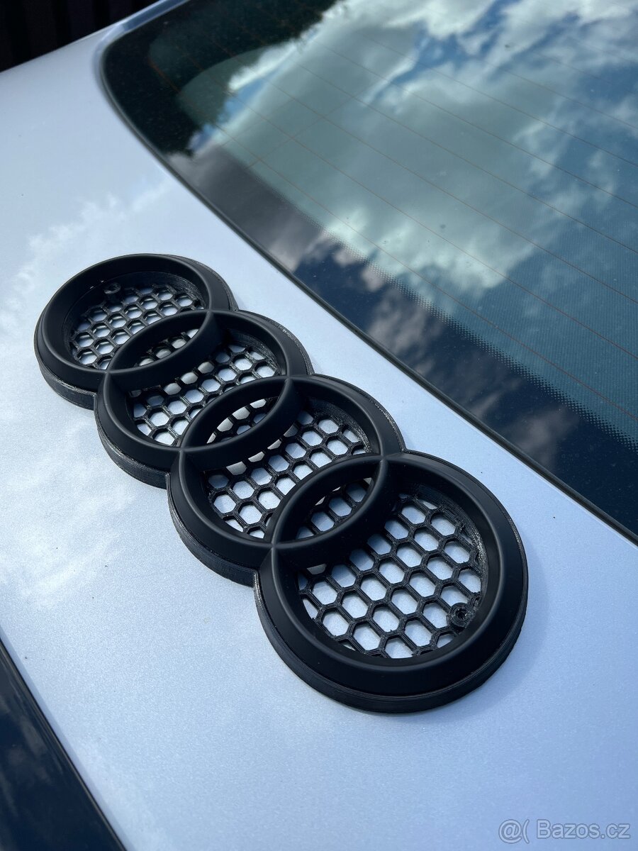 Držák znaku AUDI pro RS masku