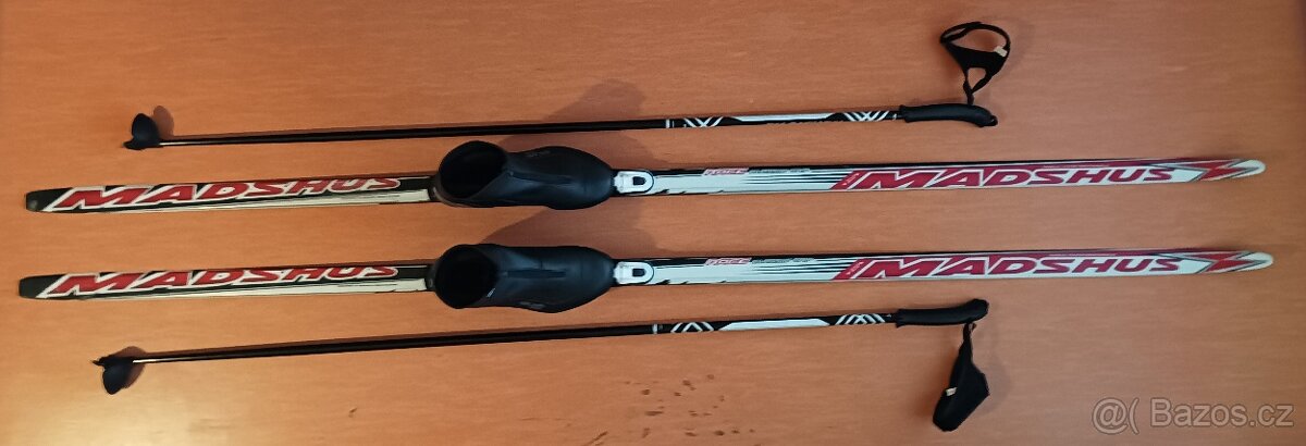 Nabízím nové běžky, boty, hole