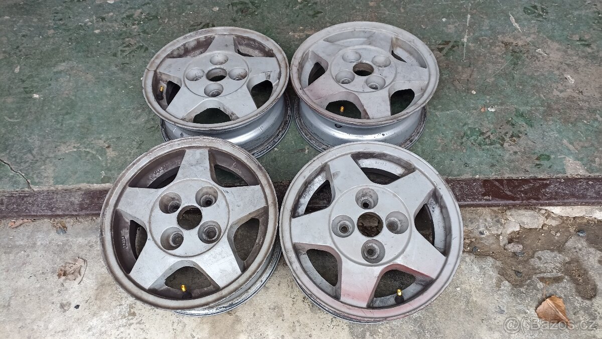 SKODA FAVORIT-FORMAN