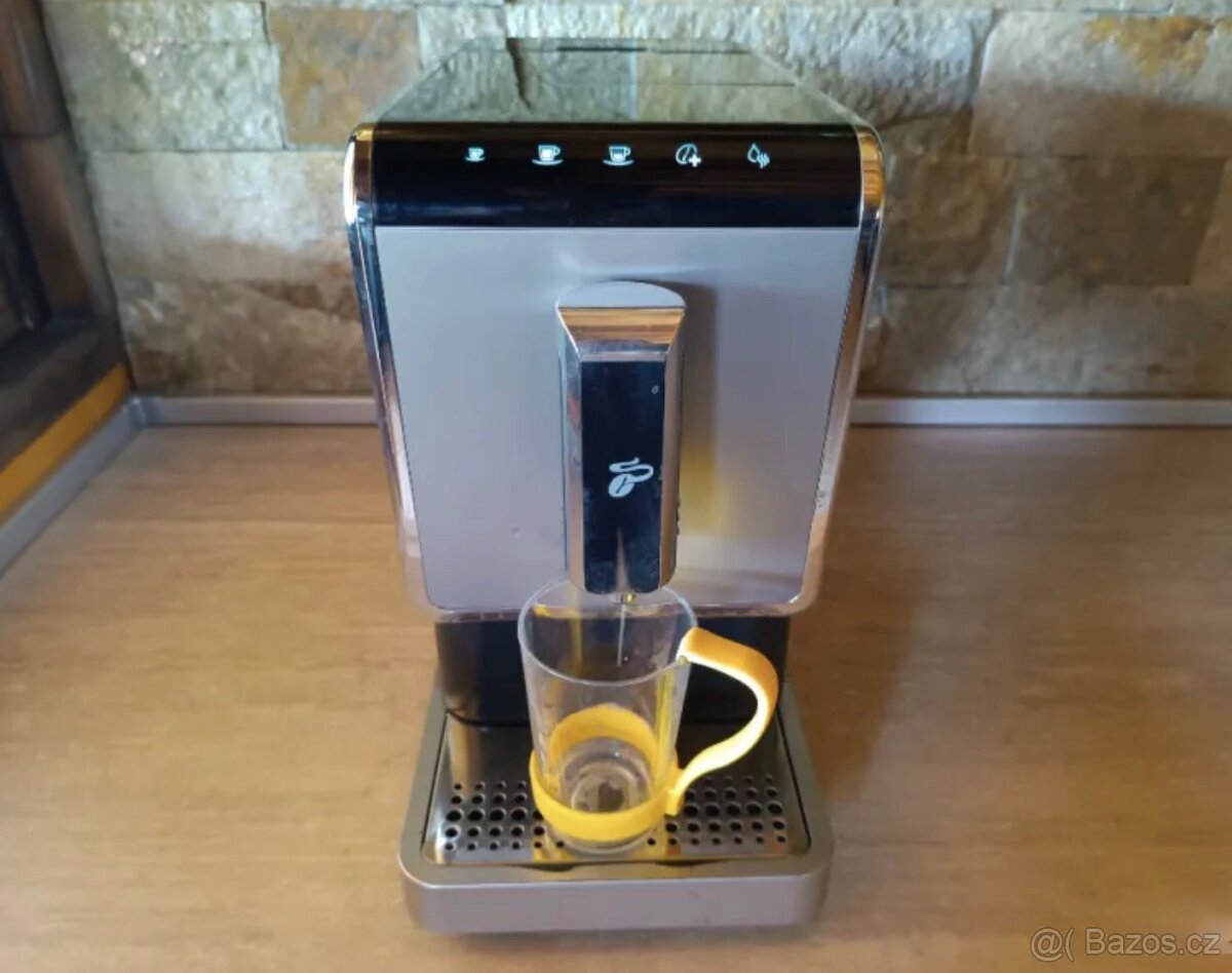 Automatický kávovar tchibo espreto