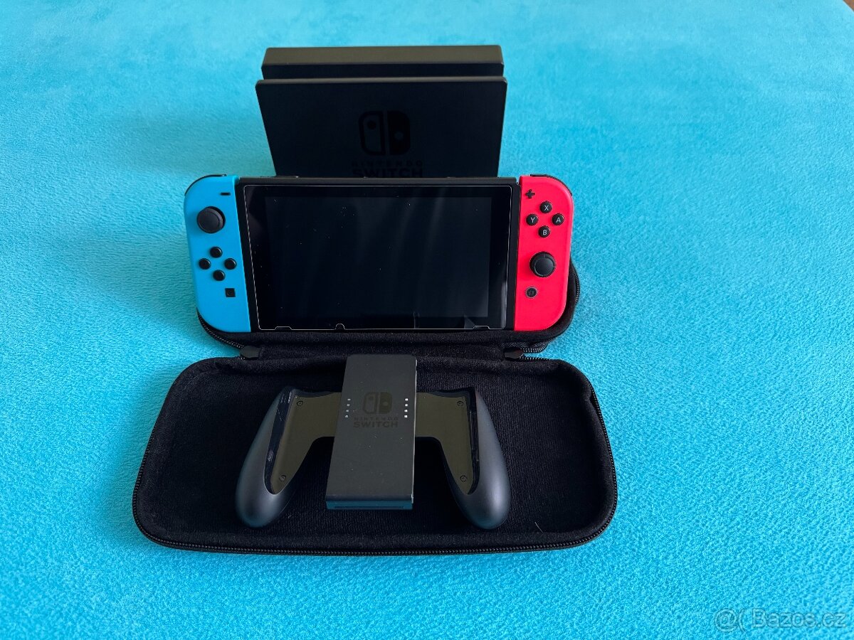 Nintendo Switch Red&Blue, 256GB paměťová karta, obal, sklo