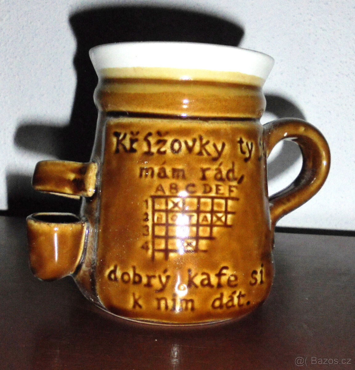 Hrnek - motiv křížovky