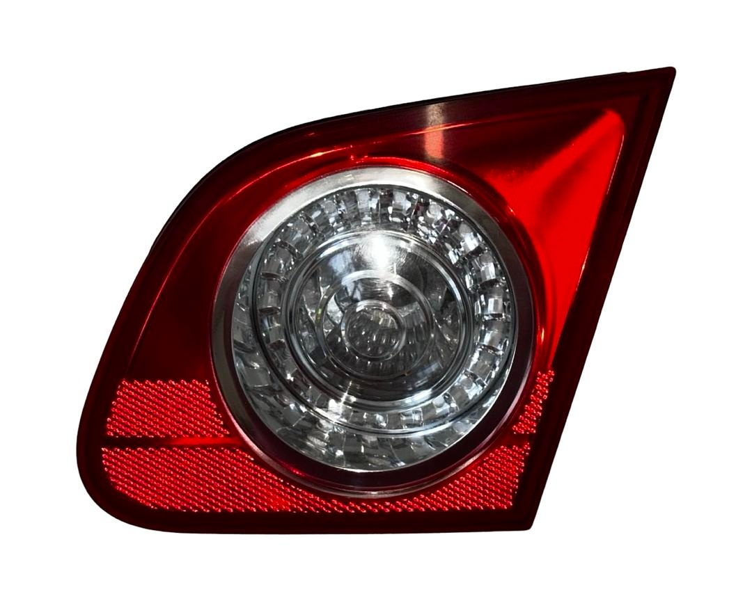 Pravé zadní vnitřní světlo 3C5945094E VW Passat B6 sedan 07