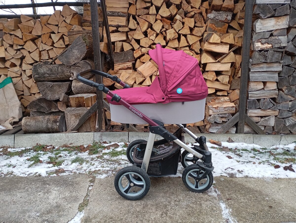 Kočárek Baby design