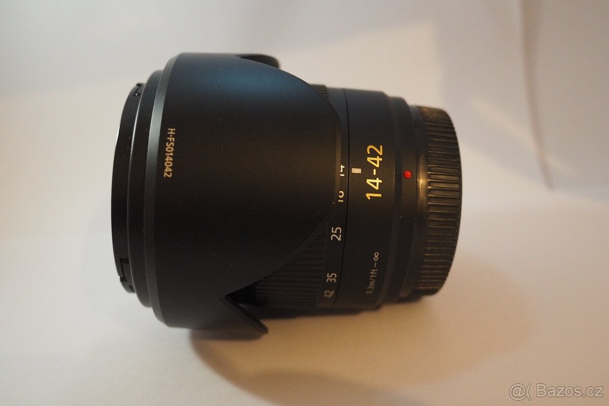Panasonic Lumix G VARIO 14-42mm f/3,5-5,6 ASPH MEGA O.I.S.