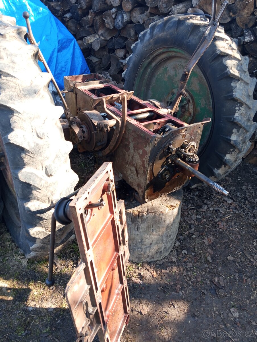 Zetor 25 převodovka
