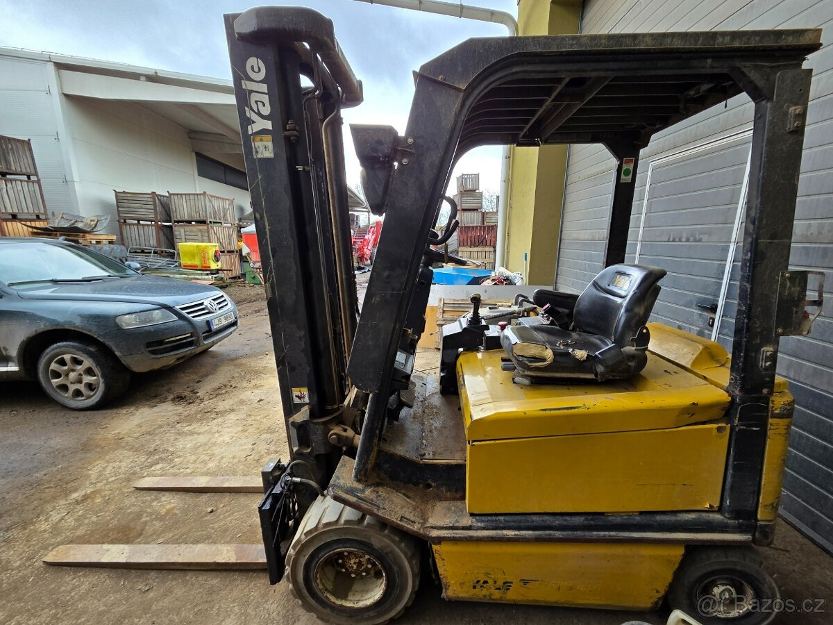 Elektrický vysokozdvižný vozík Yale ERP25ALF
