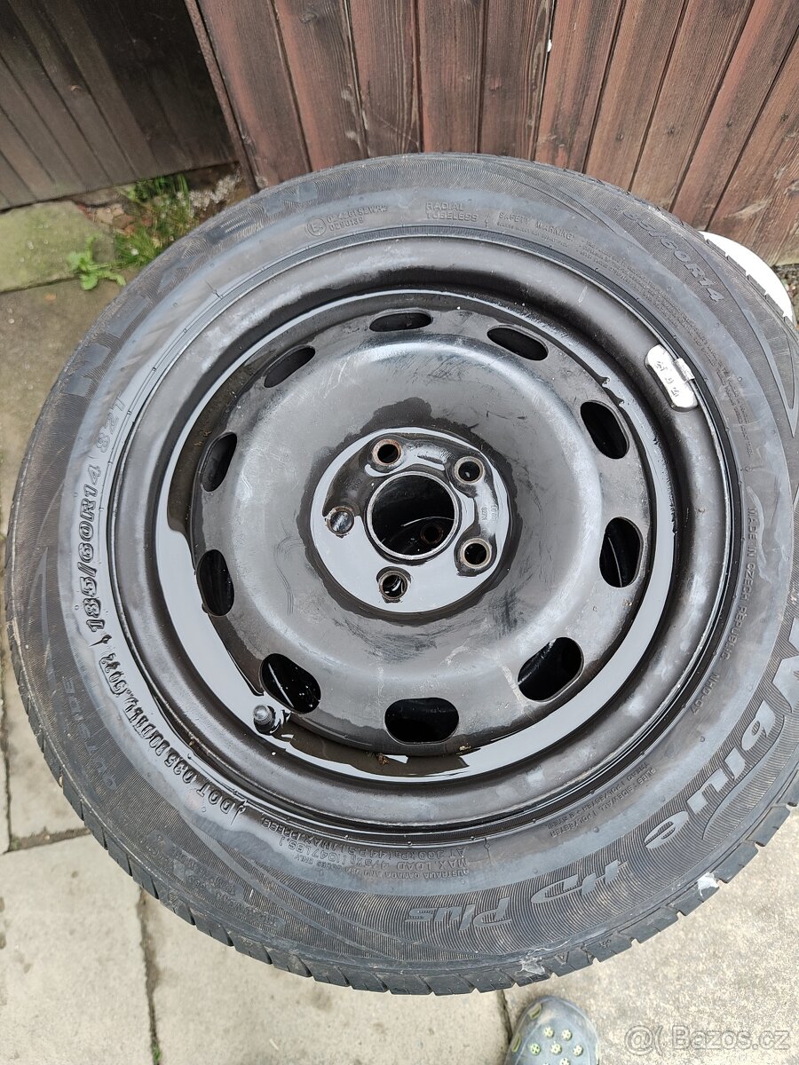 Letní pneu 185/60R14 s ocelovými disky