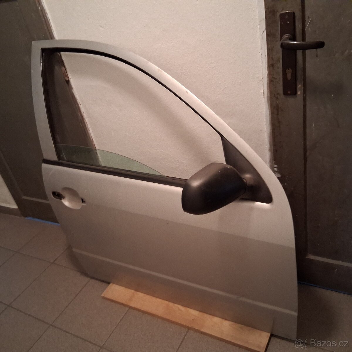Škoda Fabia 1 PPí dveře - spolujezdec stříbrné