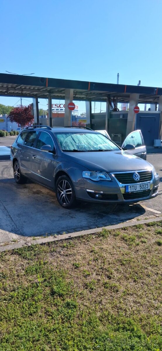 VOLKSWAGEN PASSAT B6