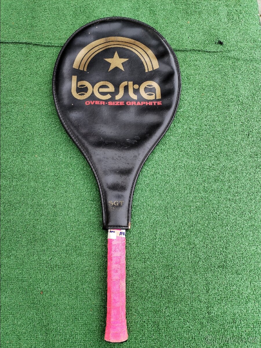 Tenisová raketa besta