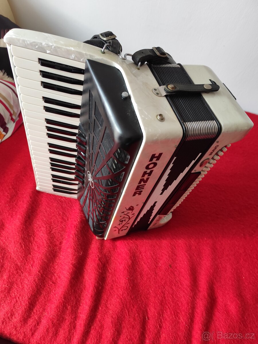 Prodej Harmoniky