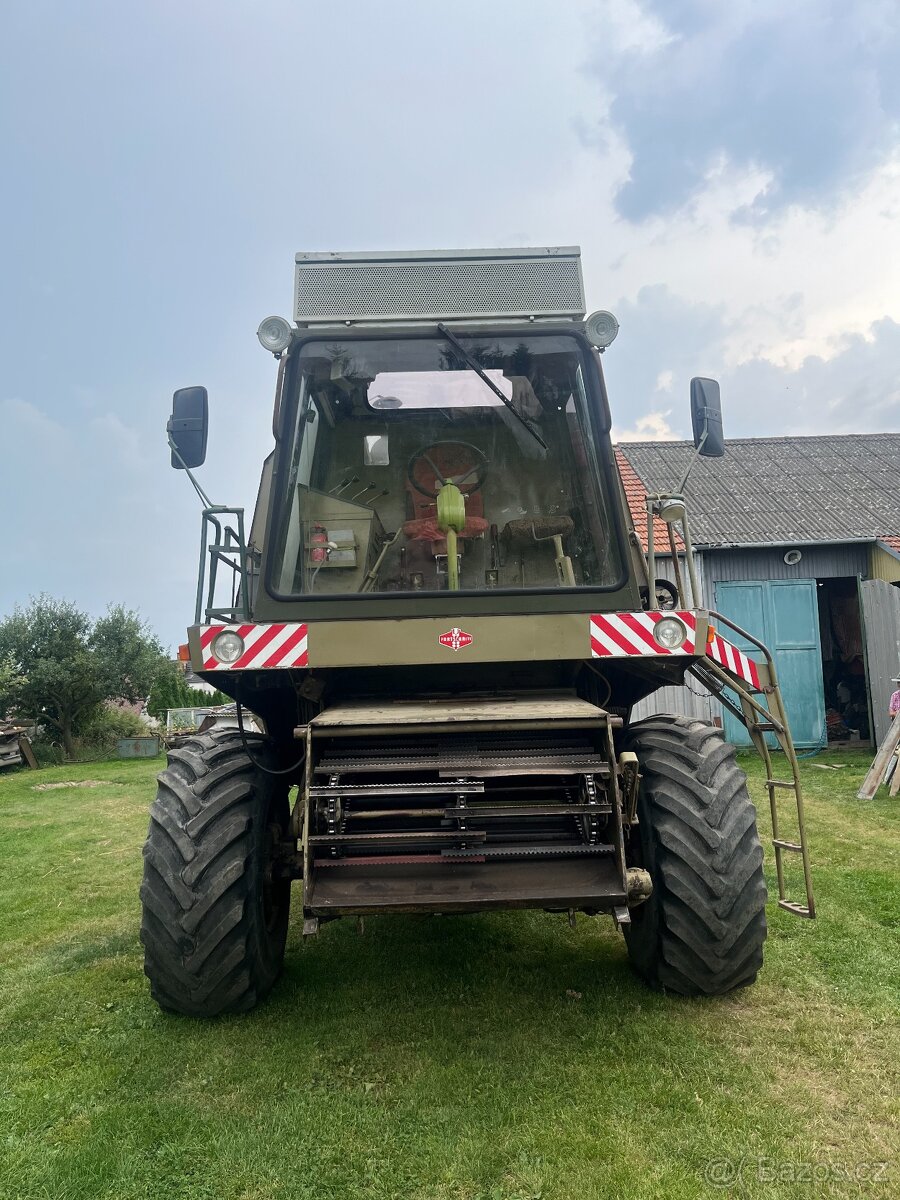 Kombajn e512