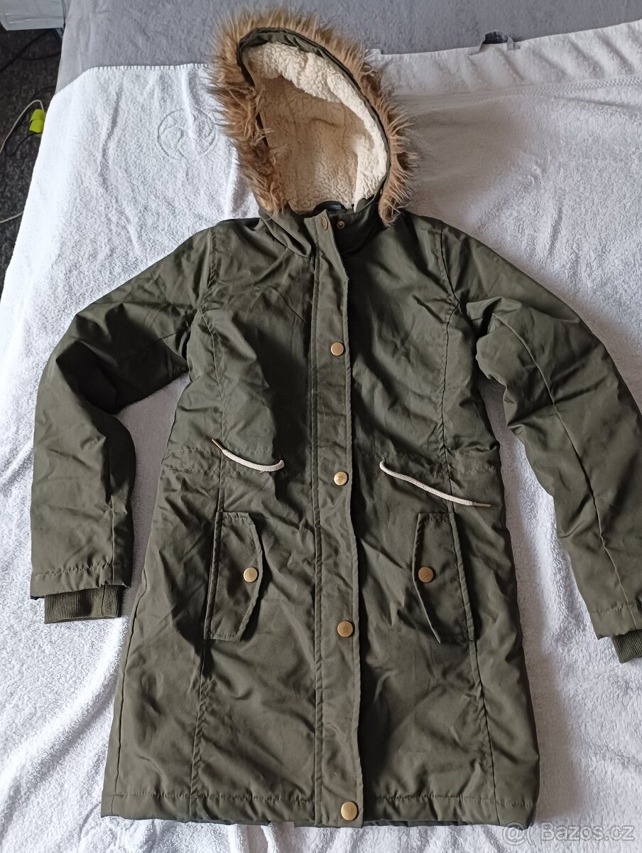 Nova dívčí bunda zimní