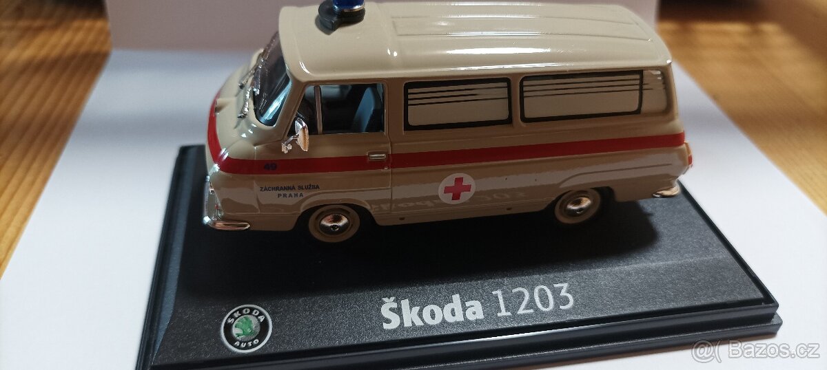 Škoda 1203 Ambulance Abrex 1:43