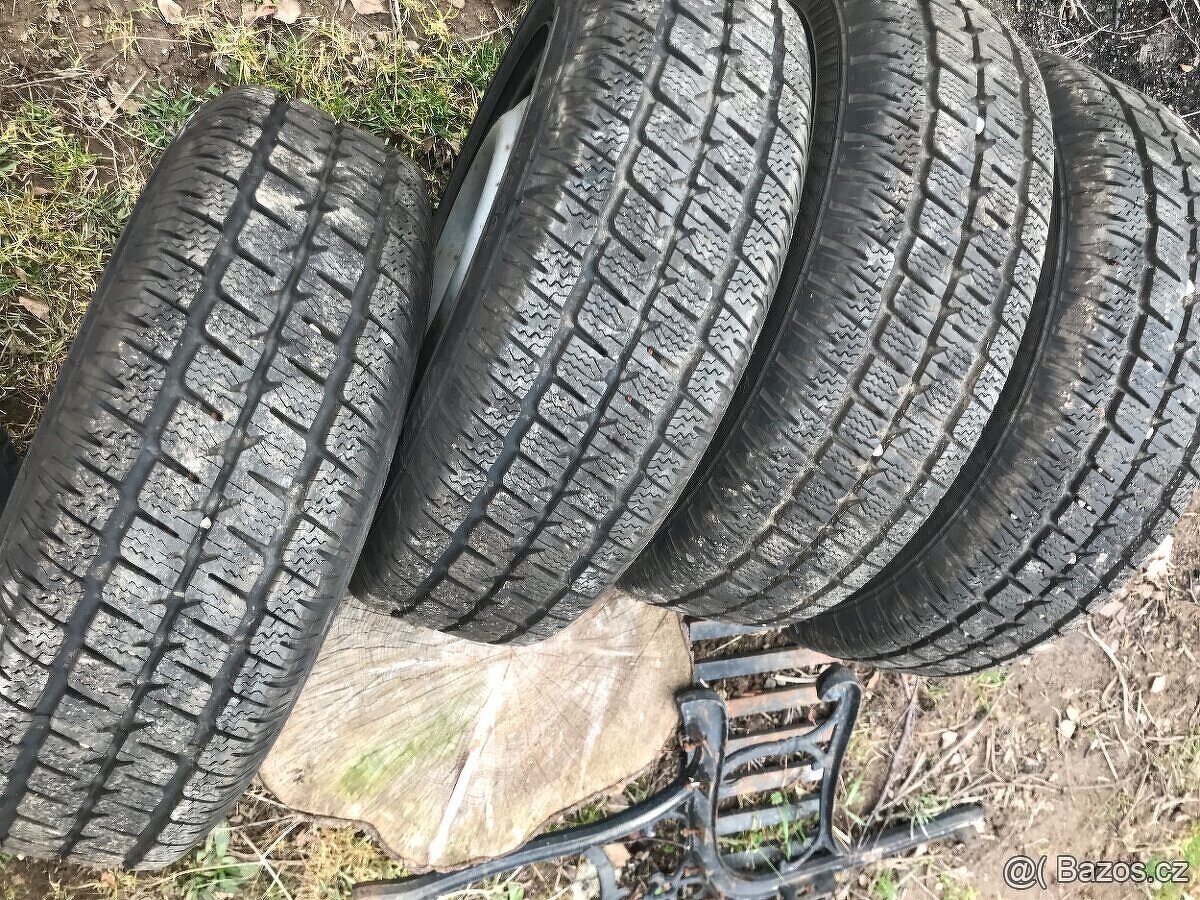 Plechové disky 14” 4x100 a zimní pneu 175/65/R14C