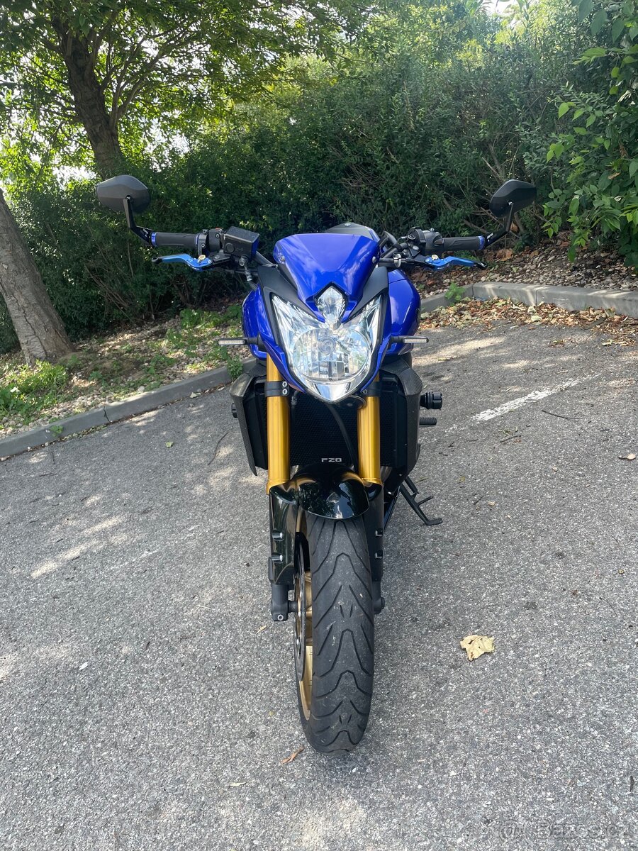 Yamaha FZ8N