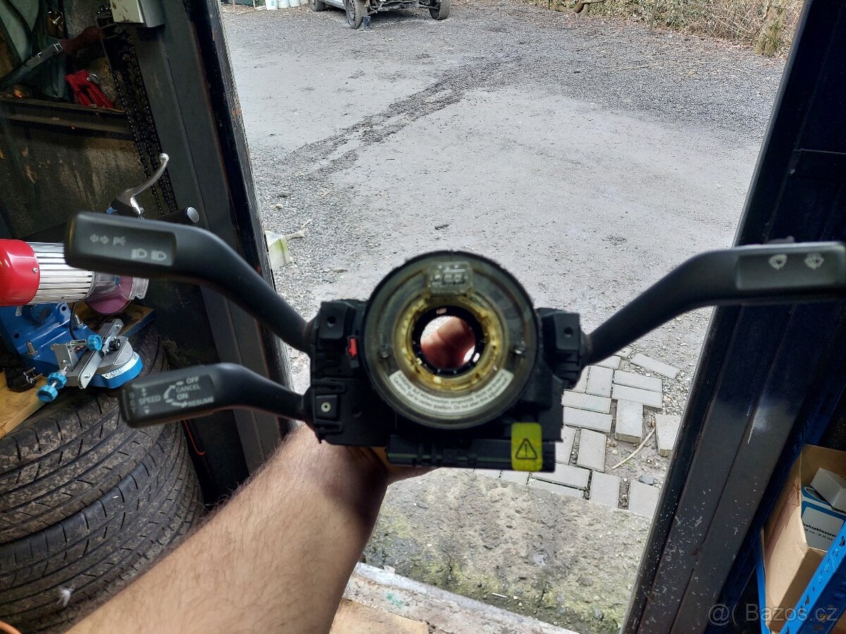 Pačky a podvolantový Kroužek passat b6