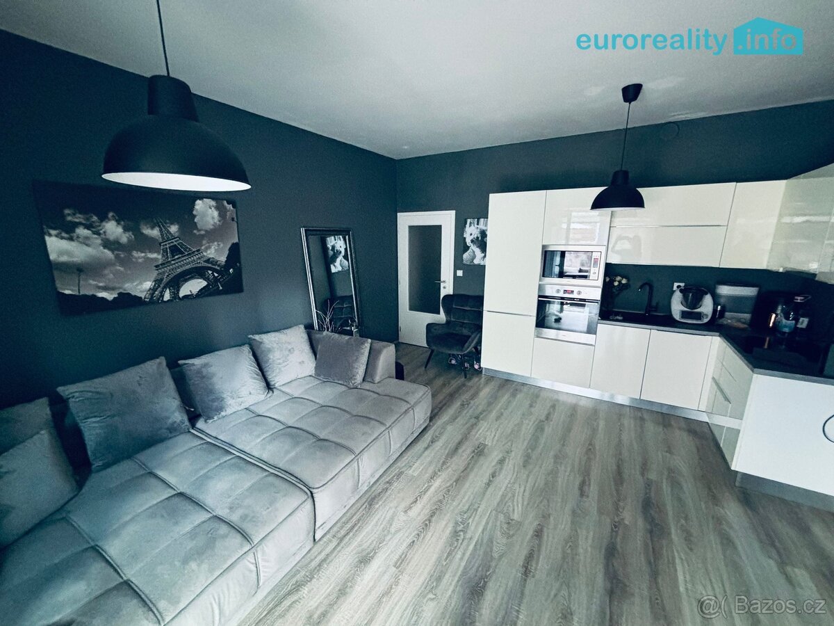 Prodej, byt 2+kk, 54,8 m2, zahrádka 52 m2