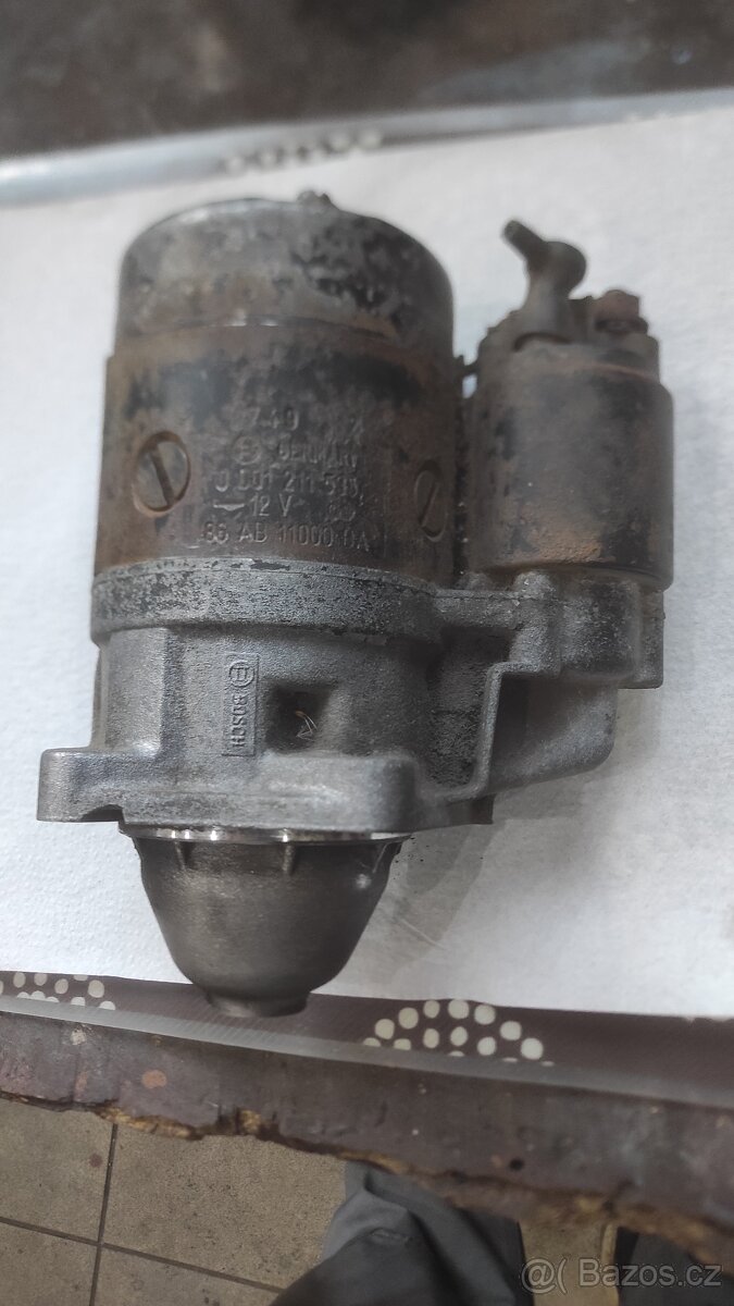 Prodám startér Bosch