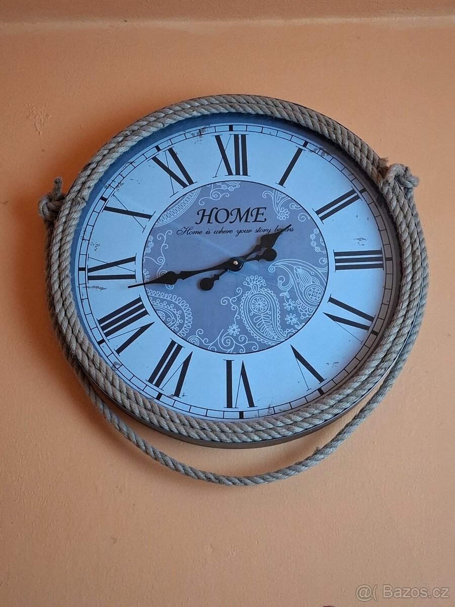 Prodám velké masivní nástěnné hodiny