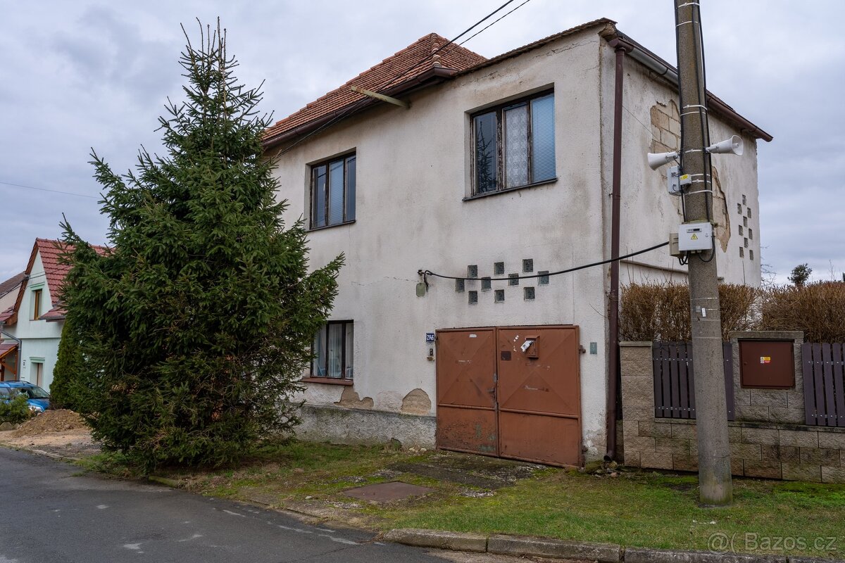 Prodej rodinného domu Podlusky 160 m2, pozemek 40 m2