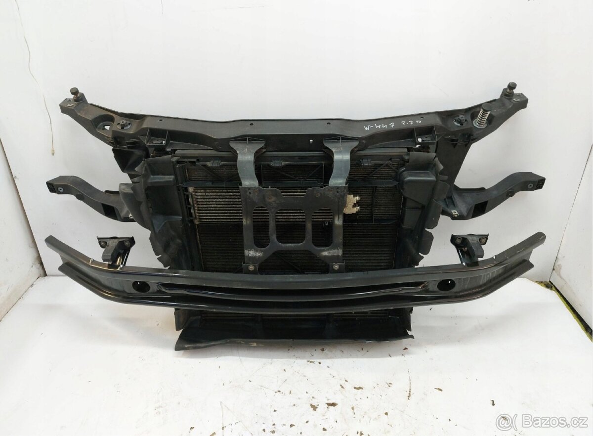 Mercedes w447 Vito V220d chladicova stěna chladice