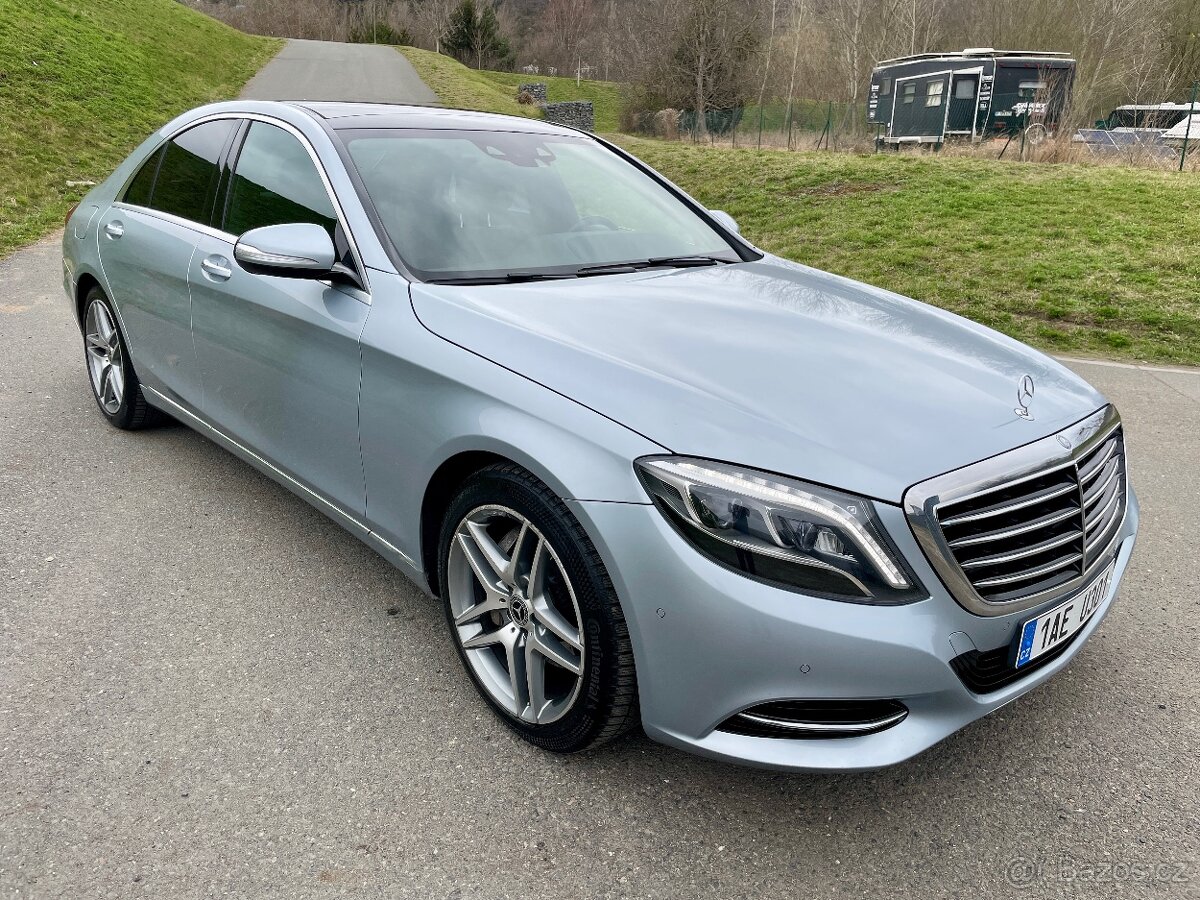 Mercedes S 350d, koupeno nové v ČR, 162 tkm, servis MB, DPH
