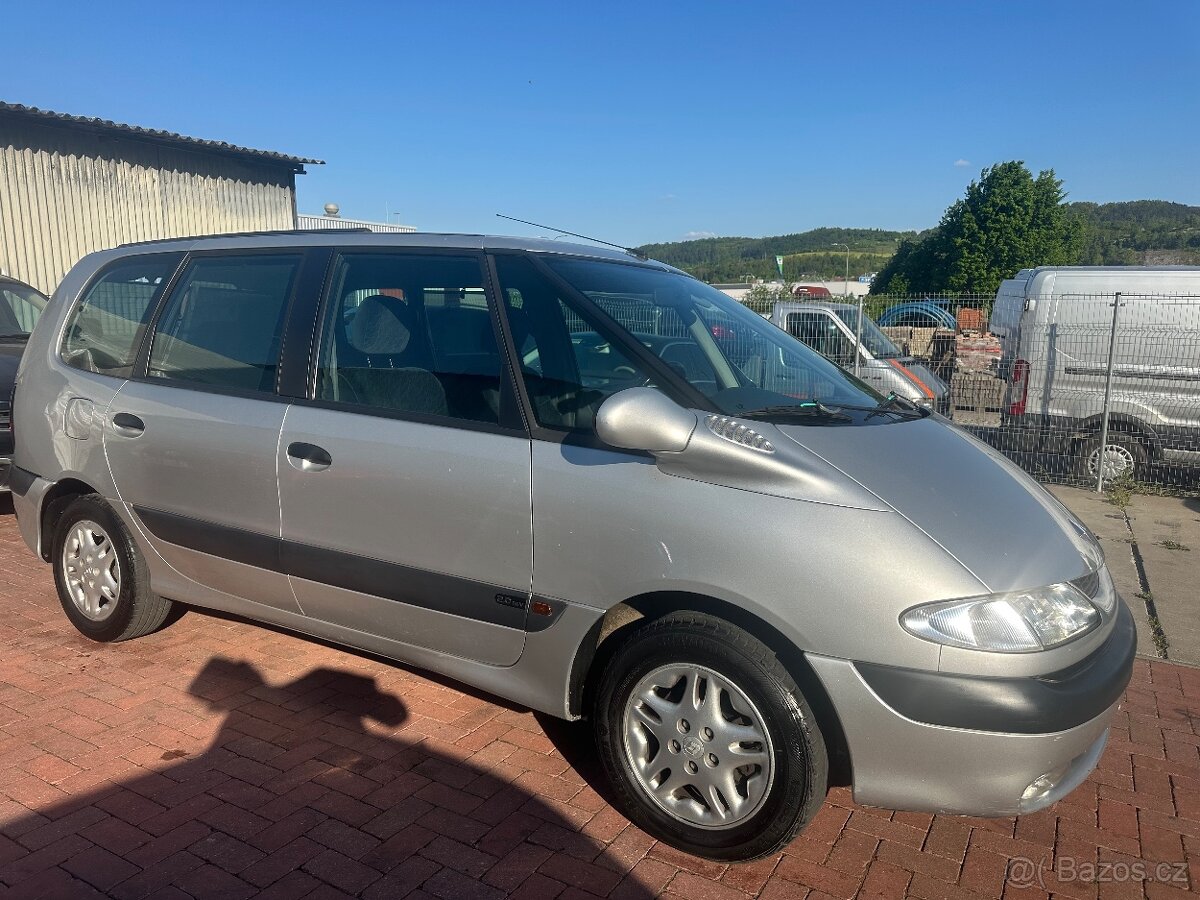 Renault Espace 2.0i,manuál,eco zaplaceno,nová stk,bez koroze