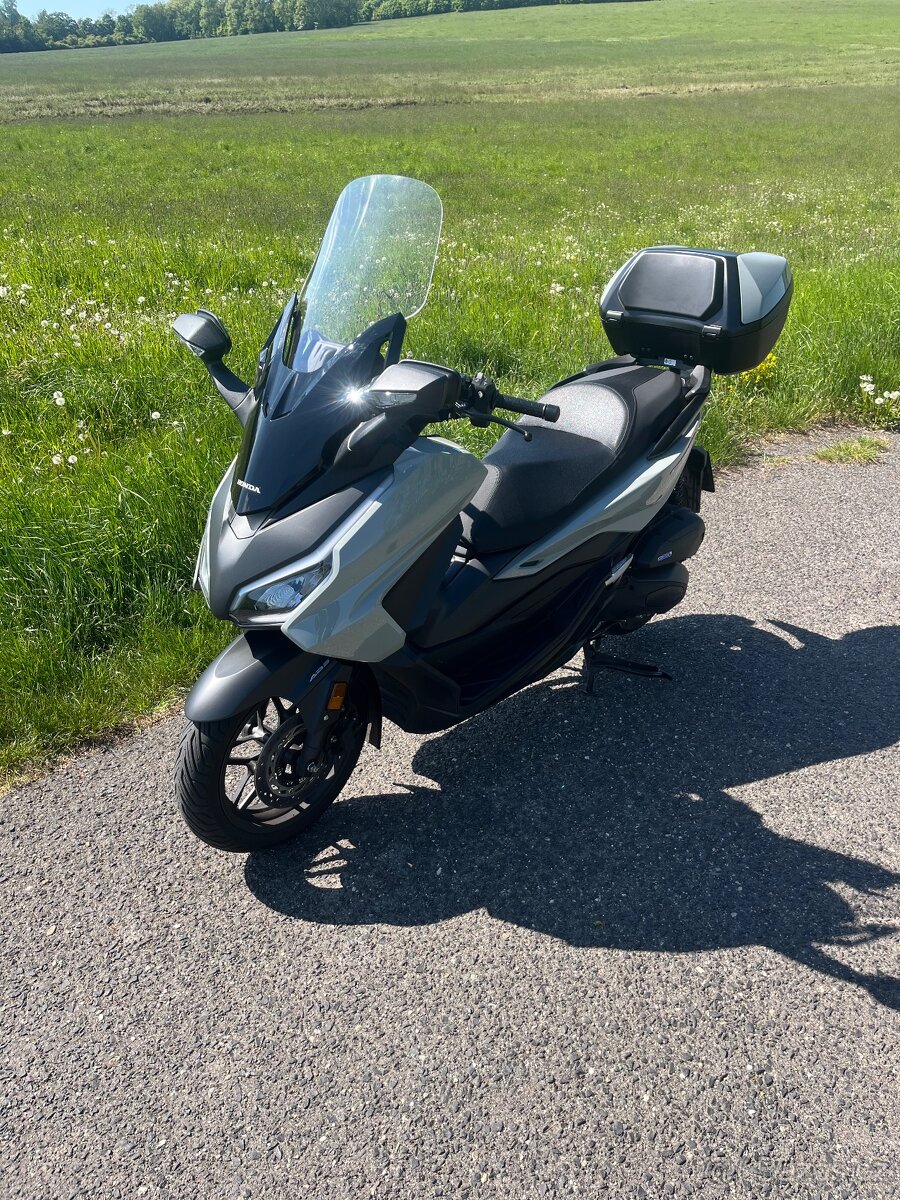 Honda Forza 125ccm,r.v.2024