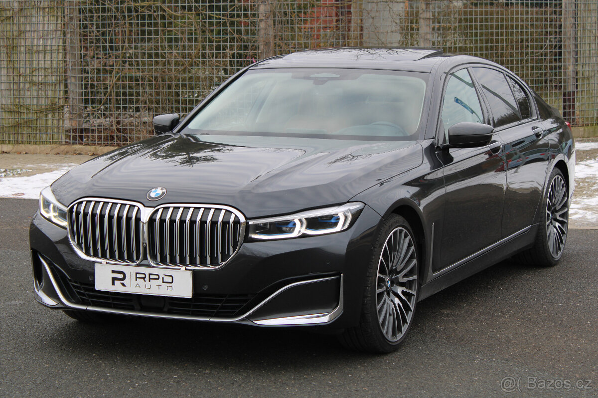 BMW 730d xDrive / ACC / HUD / 360° / VZDUCH / KEYLESS / 21"