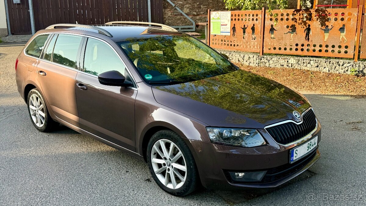 Škoda Octavia, 2.0TDi Elegance, Servis. knížk