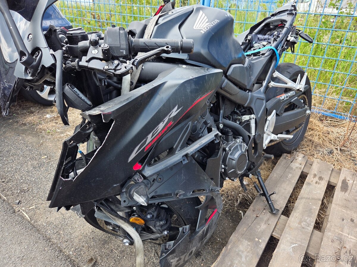 HONDA CBR 650R E-CLUTCH 2024