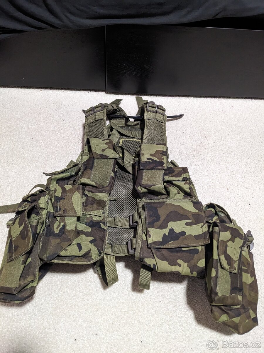 Taktická vesta Vz 95 CZ - 12 kapes