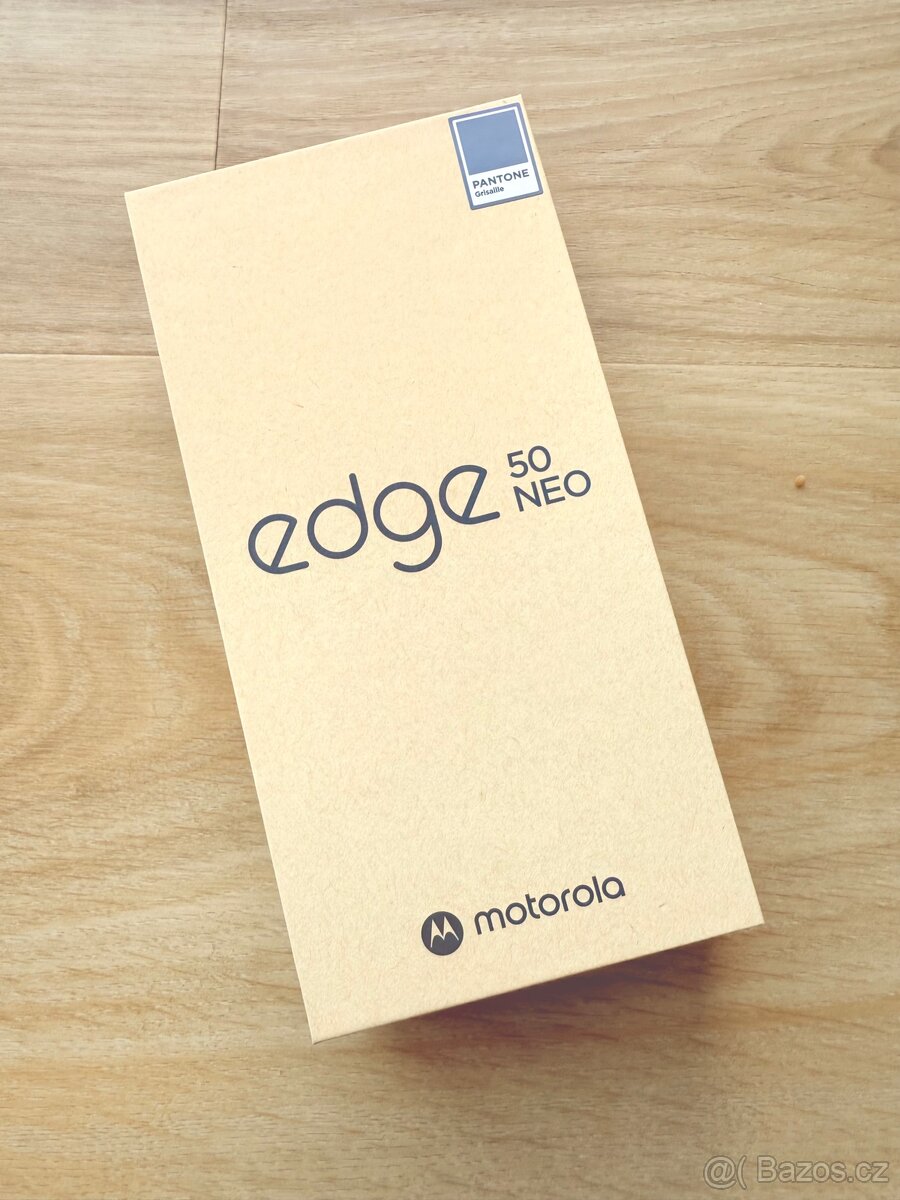NOVÁ Motorola edge 50 neo 8/256GB Modrá