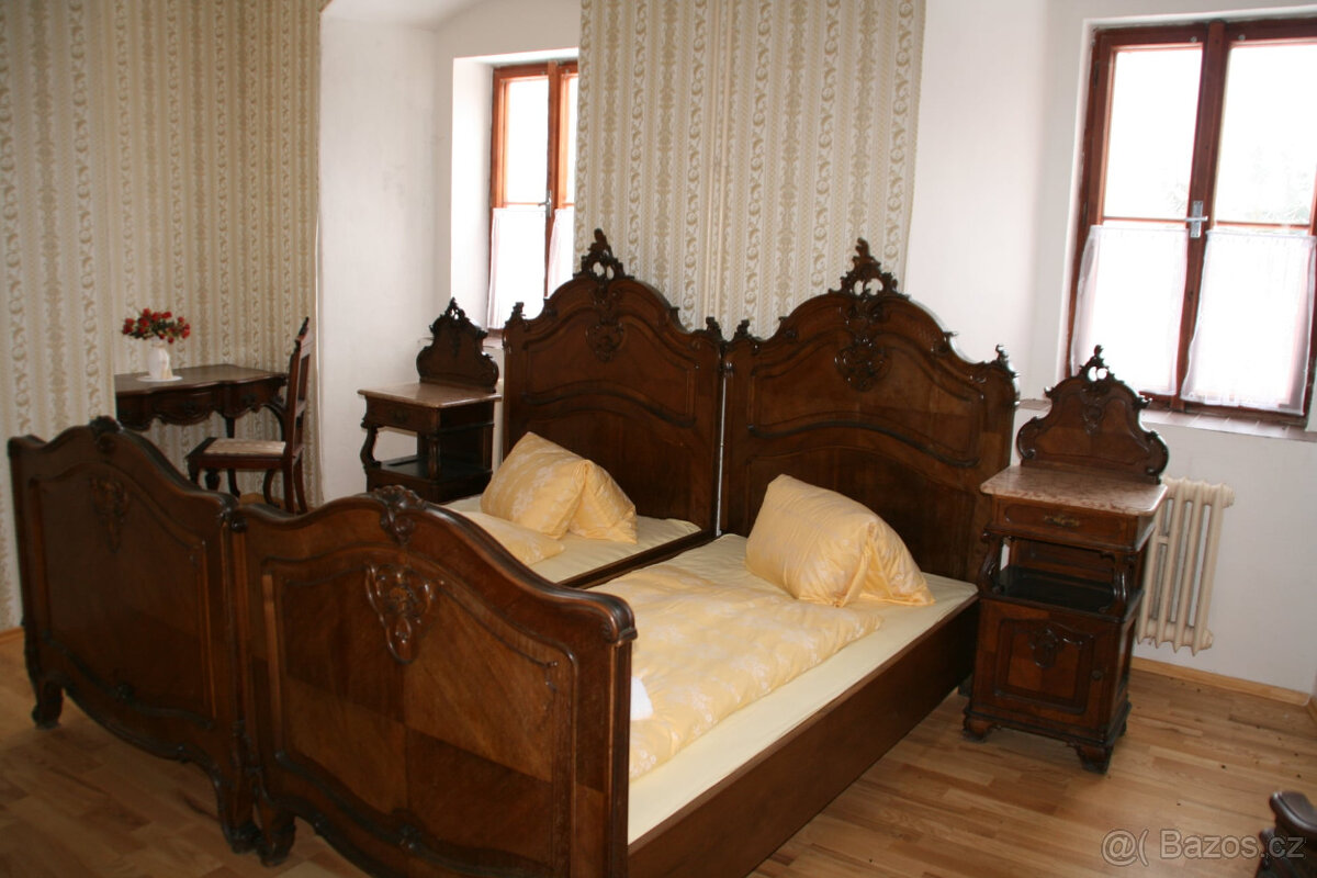 STAROŽITNÁ LOŽNICE