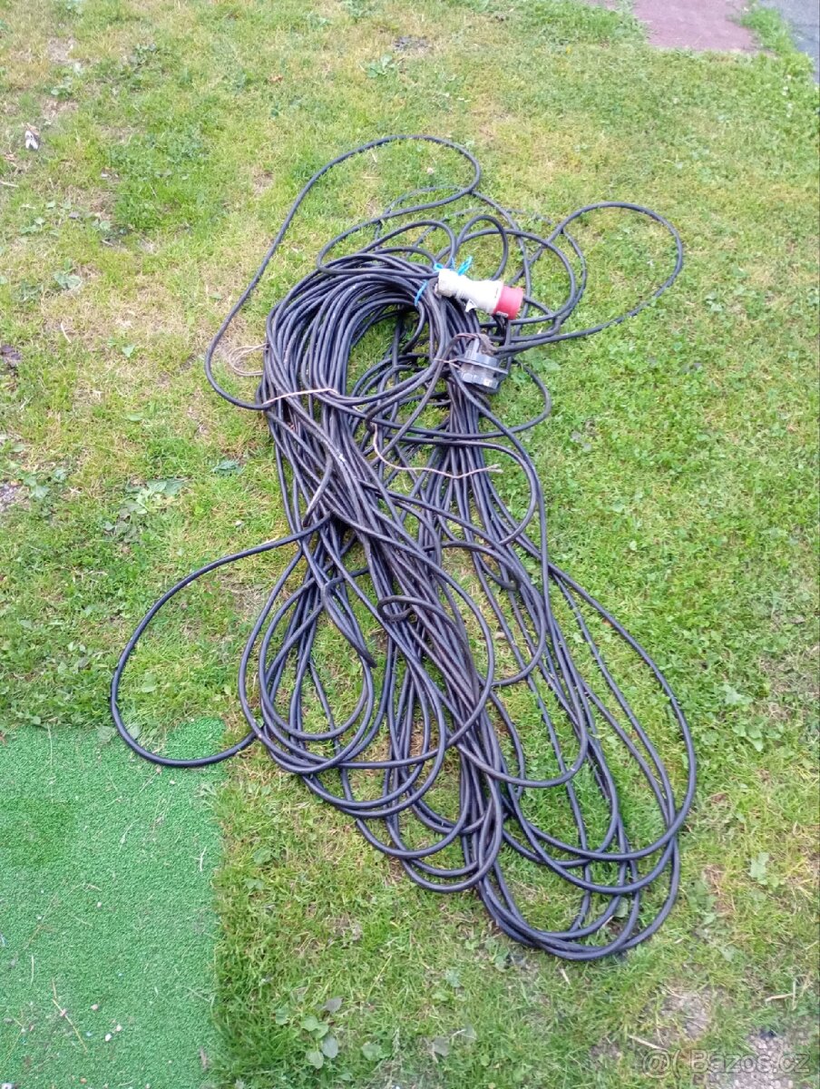 Prodlužovací kabel 380V
