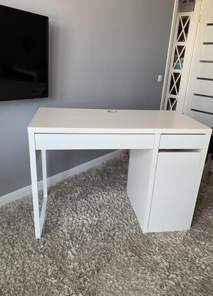 Prodám psací stůl IKEA MICKE