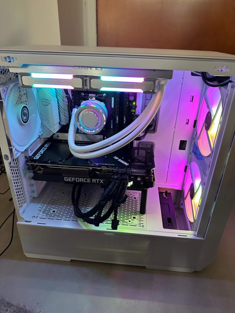 Herní PC v záruce
