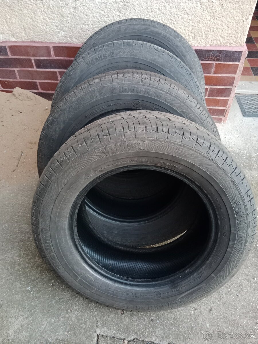 Pneu Barum Vanis 215/65 R16C
