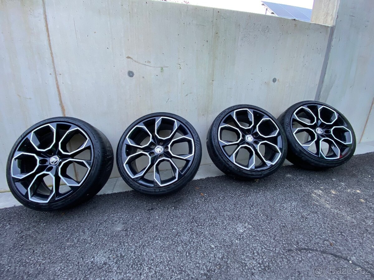 Alu kola extreme octavia rs r19