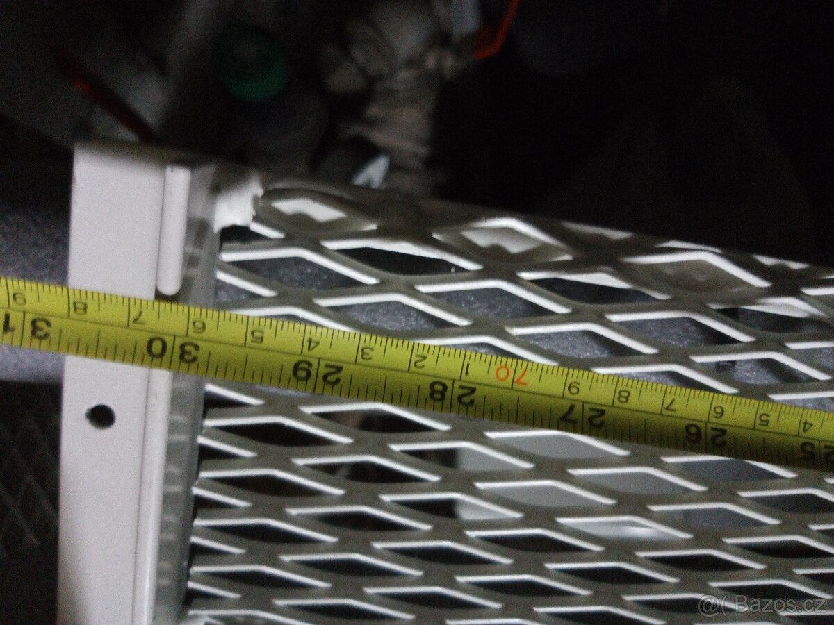 podlahová mřížka